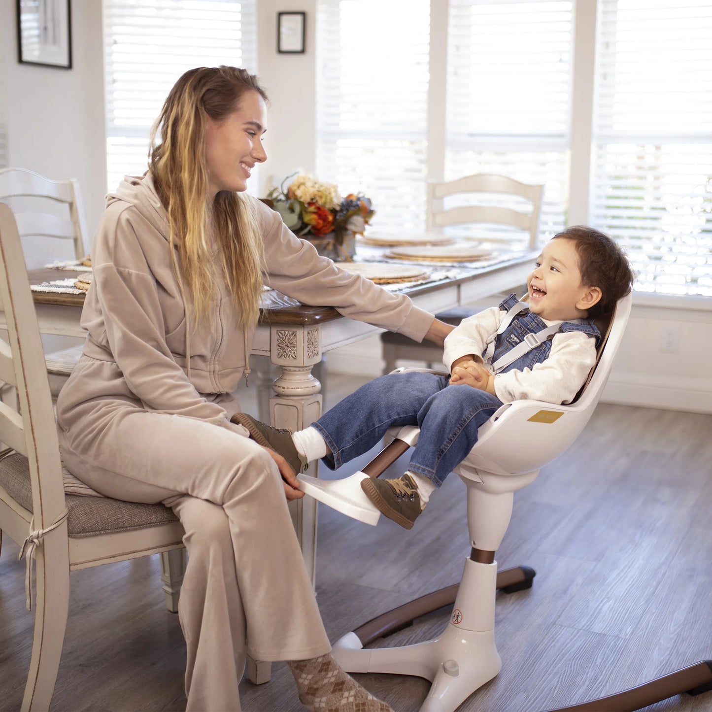 Hot Mom Baby High Chair With Adjustable Seat Height, Eating Chair with Foot Rest,Removable Tray,PU Leather Cushion